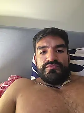 piggylatino live cam on StripChat