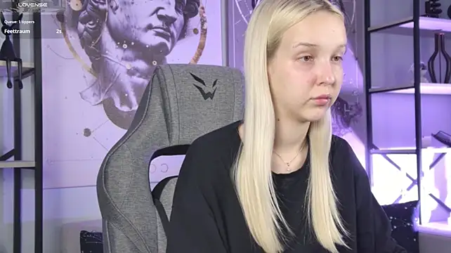 MaoqiBeverly live cam on StripChat