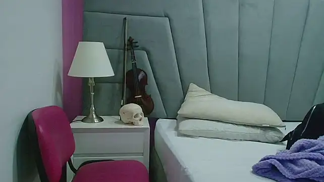 Emilyroth webcam