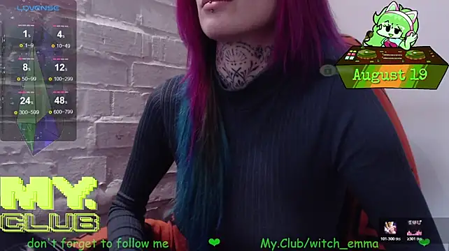 Witch_Emma webcam