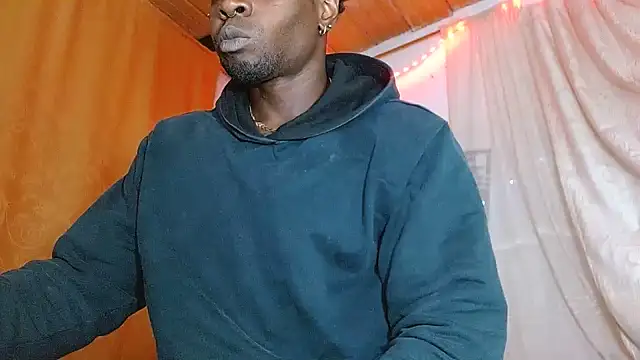 angel_bonbom webcam