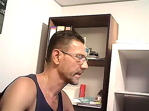 mastercharisma35 webcam