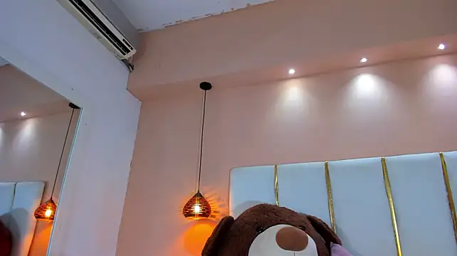 miss__yissell webcam