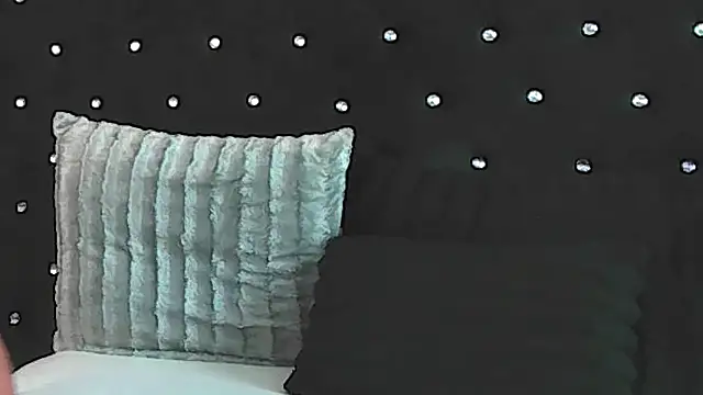 InannaStar webcam