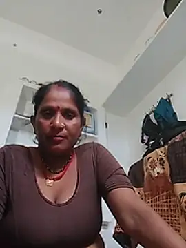 Trisha_sharmaa live sex cam