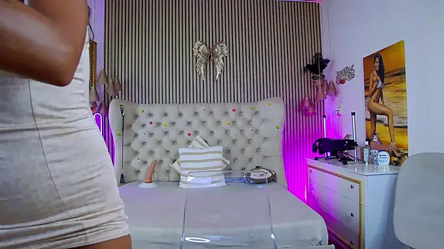 PlayfulShow webcam