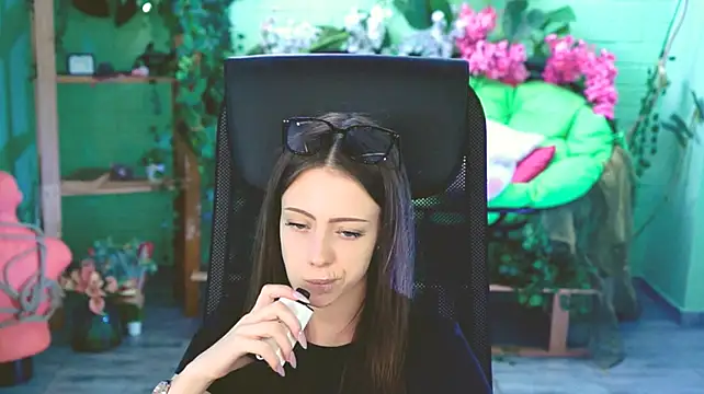 VanessaAnerson webcam
