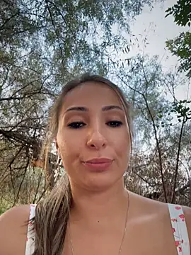 Wonder_Kari webcam