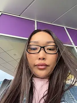 trytomakememoam webcam