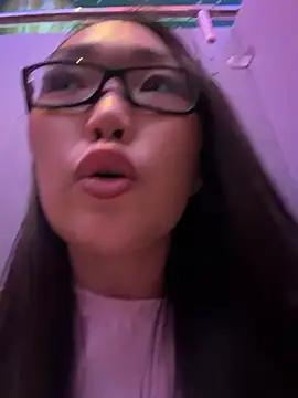 trytomakememoam webcam