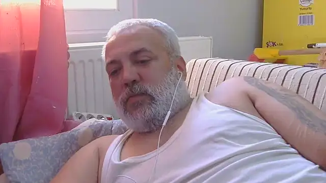 husoizmir live cam on StripChat
