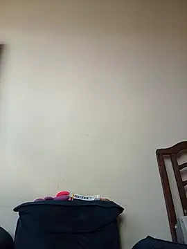 Meninaveneno26 webcam