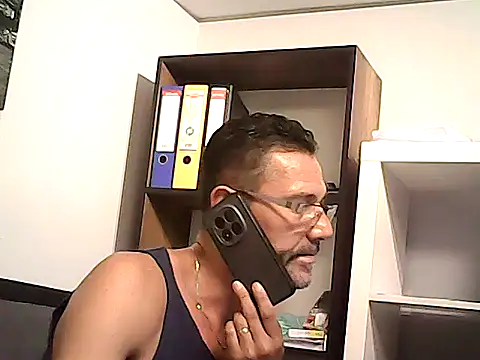 mastercharisma35 webcam