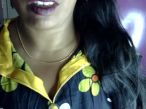 Zara_Sidd webcam