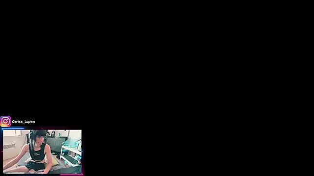 CeriseLapine webcam