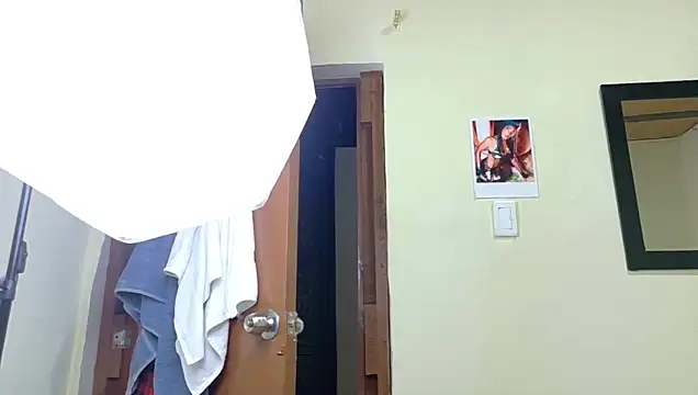 AlexandraCambell live cam on StripChat