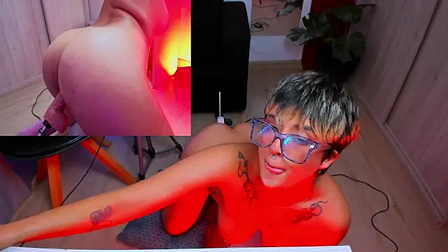 Rebeka-baker webcam