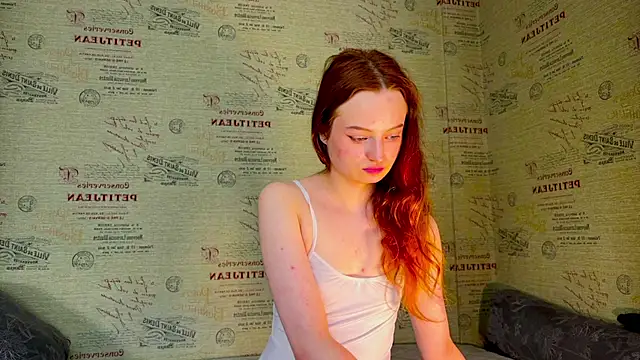 emi_less webcam