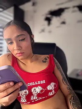 Isabella-Teen webcam