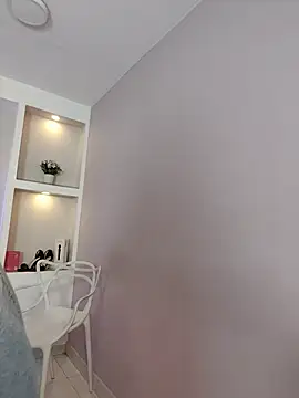 Adelehottman webcam