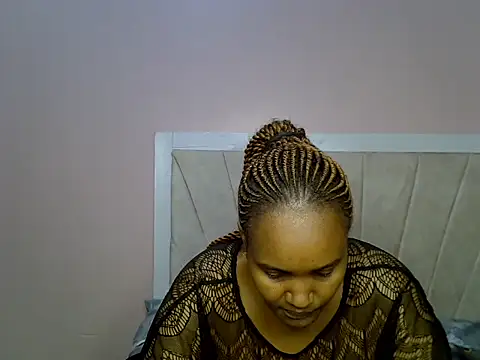 PrettyBelllaa webcam