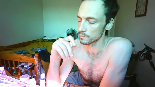 JohnnyMoves webcam
