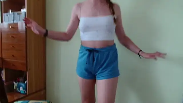 LooveELLYx webcam