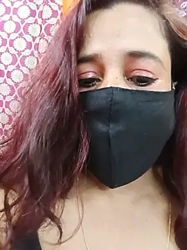 Hotpuja25 webcam