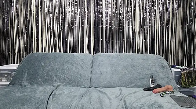 rileylogan webcam