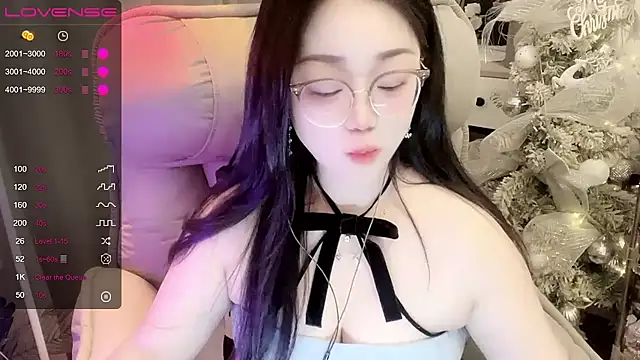 Monica-666888- webcam
