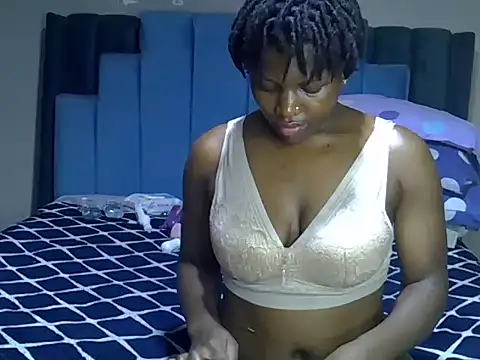 melanin_moon webcam