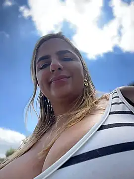 sammyqueenx21 webcam