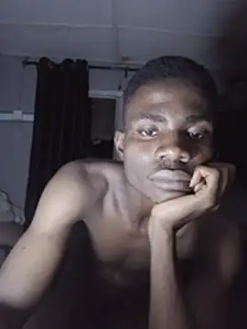 _Ifitexchris96 webcam
