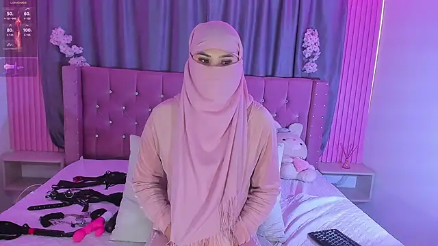 Nayla-Mouna webcam