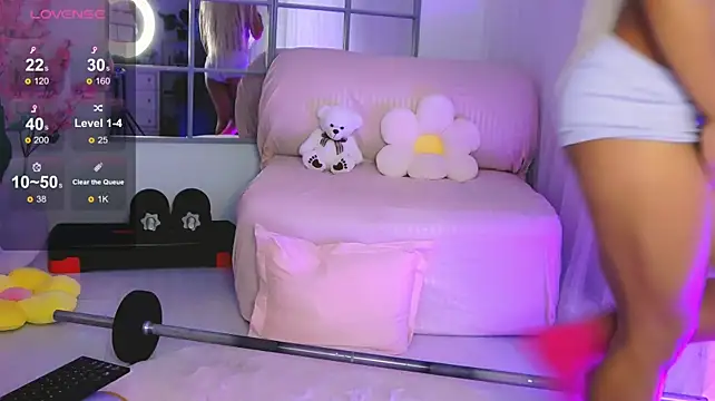 SarahRaynex webcam