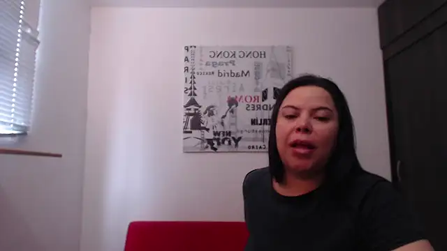 Tinna_Sarah live cam on StripChat