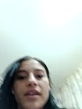 Virgin_Pussy_Love webcam