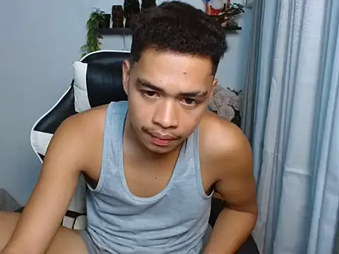 curlyasian_njxx webcam