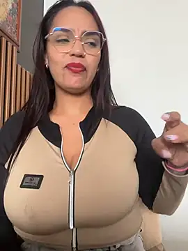 Sara-77 webcam