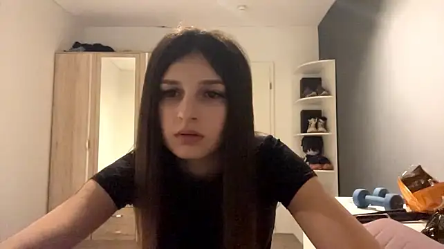 SpanishRooter live sex cam