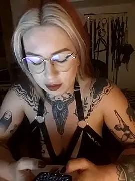 divine_eve