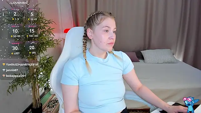 colleen_blake (F young) - help me earn enough money for my vacatio