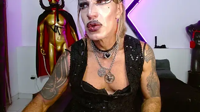 LILITHMADAME