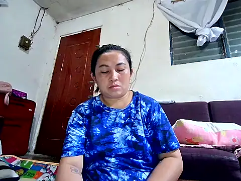 Laiskie_33 webcam