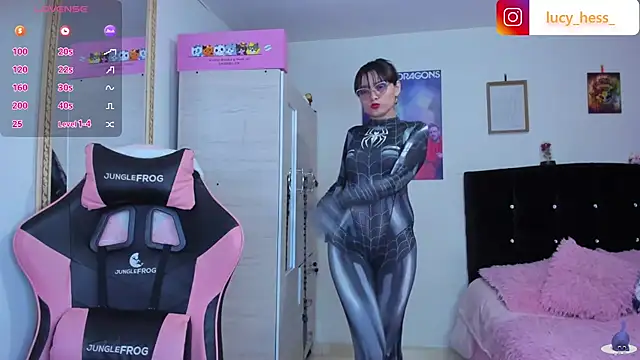 Lucyy-hess live cam on StripChat