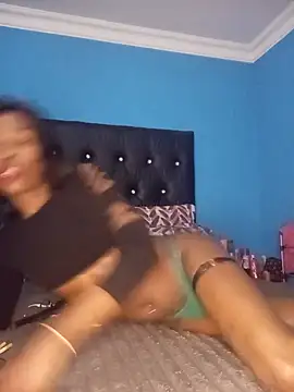 hoittytoittyxx live sex cam