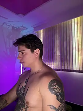 giordano_russo (M young) - first cum of the day!