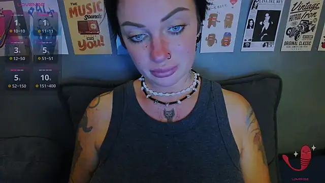 EllieOz webcam