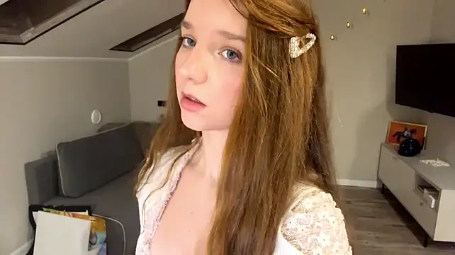 Kissme_Kira
