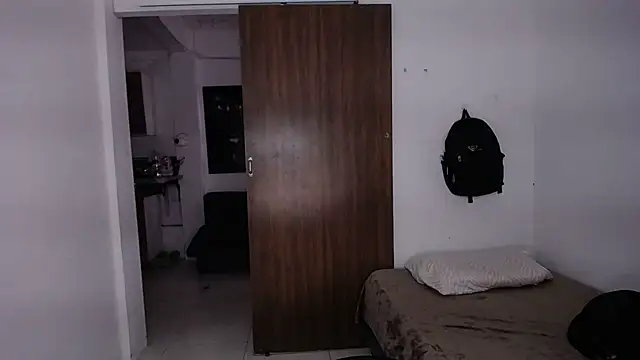 yselahot webcam